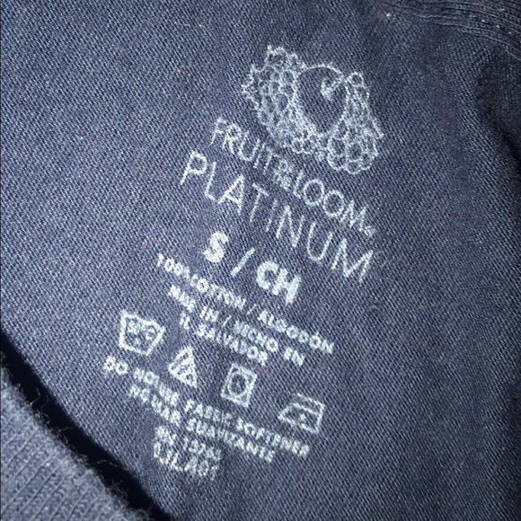 Plain t shirt - Picture 2 of 2